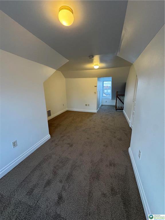 Building Photo - 915 West