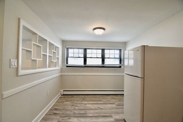 Building Photo - 90 E Squantum St