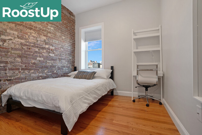 Building Photo - Furnished Private Bedroom in East Boston