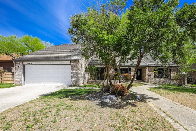 Building Photo - 13810 Hunters Hawk