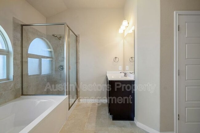 Building Photo - 16212 Chianti Cove