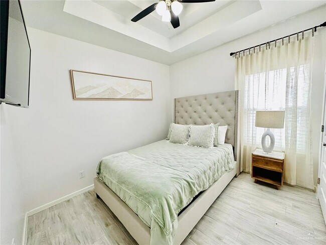 Building Photo - 30 Mulberry Ave