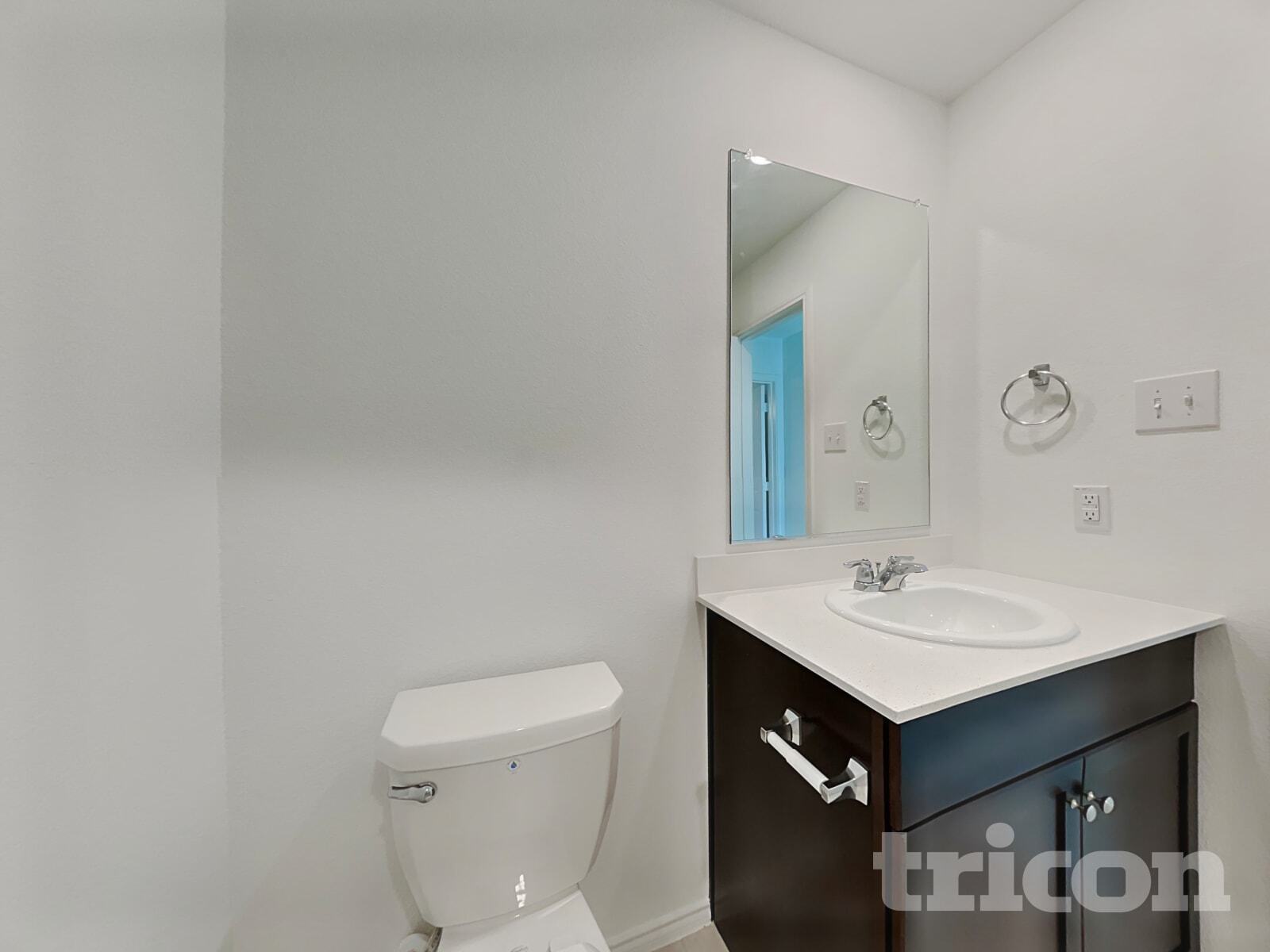 Building Photo - 2506 Perennial St