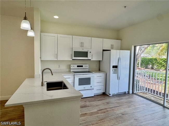 Building Photo - 3255 Tamara Dr