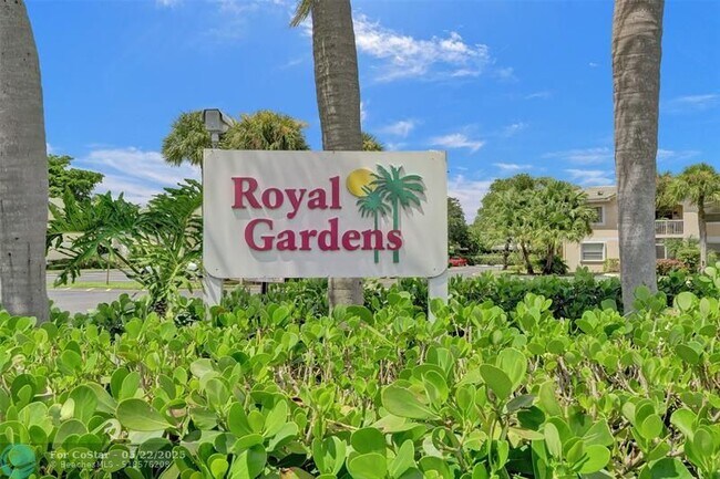 Building Photo - 12215 Royal Palm Blvd