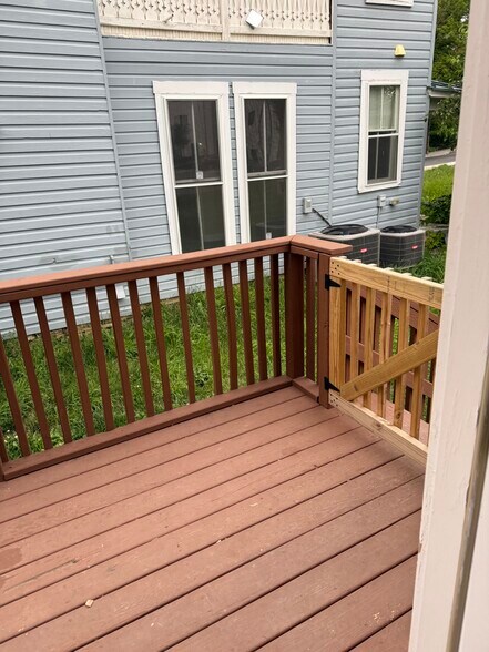 Building Photo - 210 N Kent St