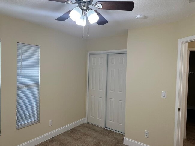 Building Photo - 210 Foxwood Dr