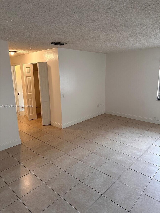 Building Photo - 8440 SW 154th Cir Ct