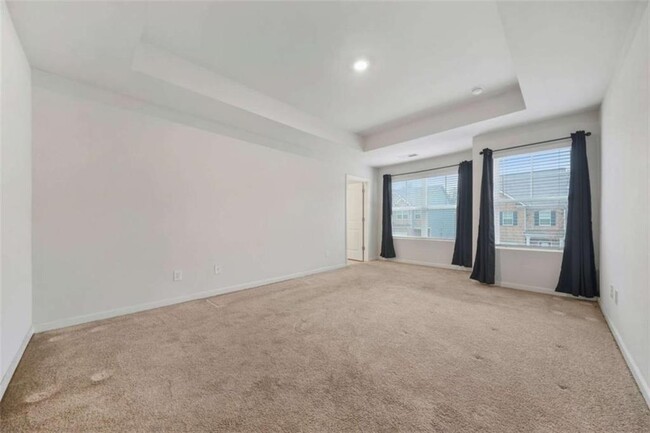 Building Photo - 826 Bentley Dr
