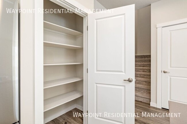Building Photo - 5316 S Redeken Pl