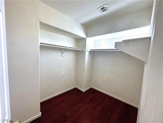 Building Photo - 10018 Ivy Patch St