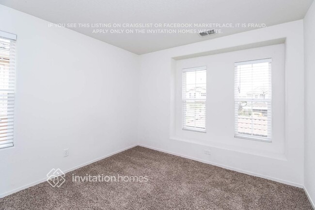 Building Photo - 382 Craftsman Dr