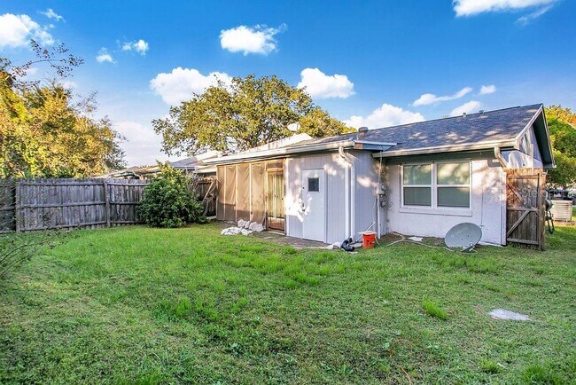 Building Photo - 3154 Stonecastle Rd