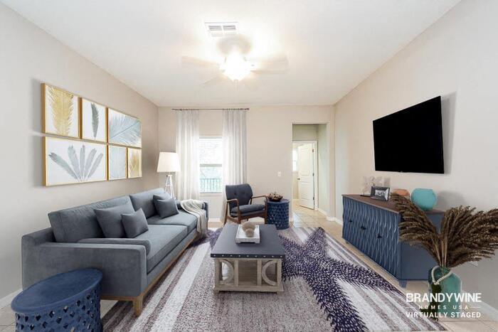 Building Photo - 5572 Mercado Dr