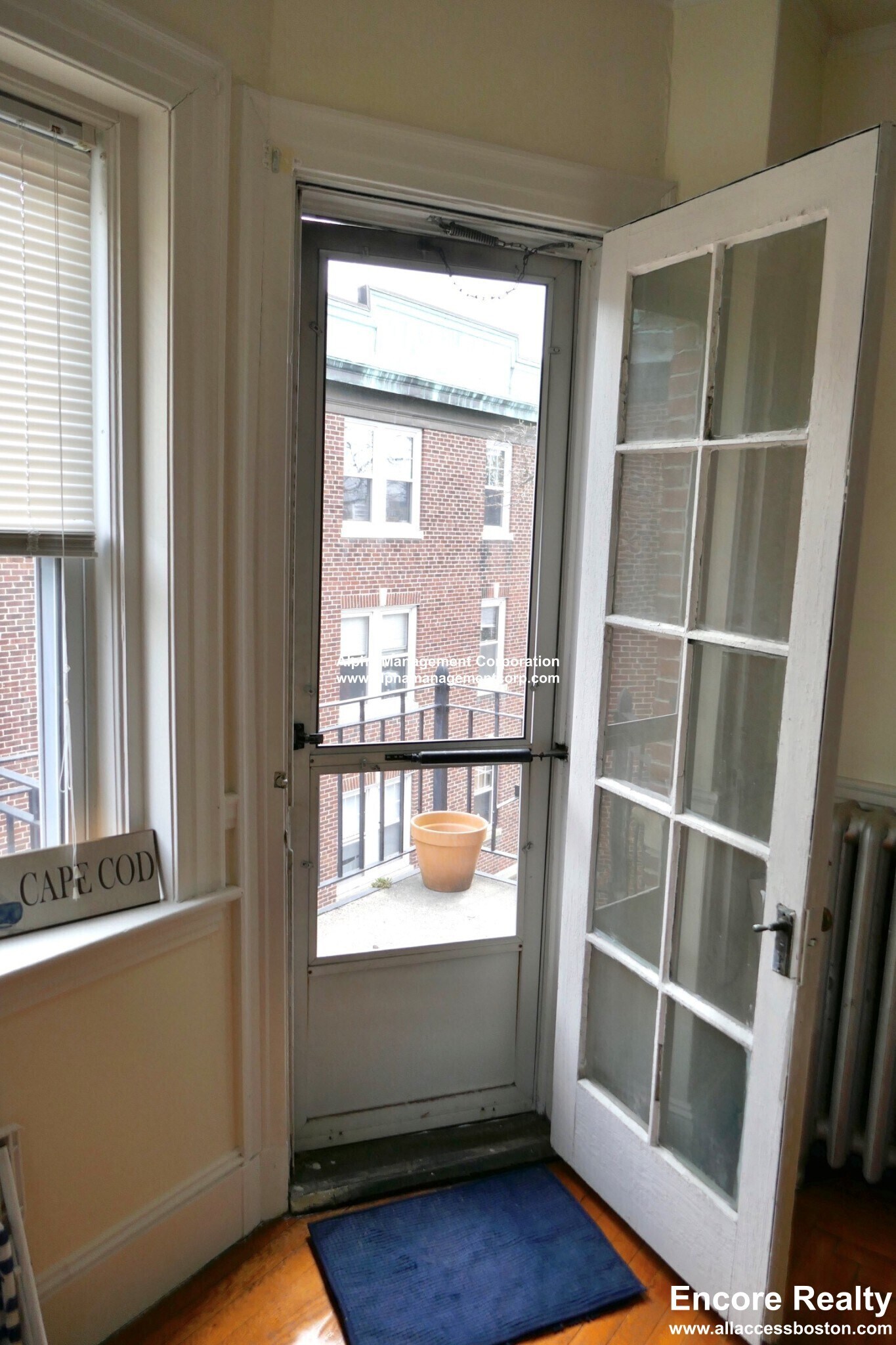 Building Photo - 163 Summer St