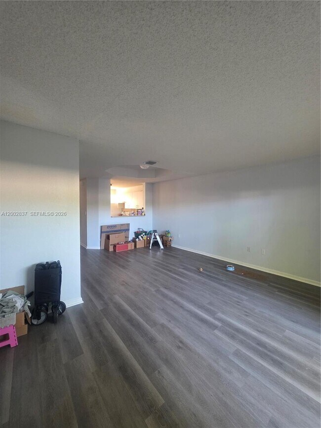 Building Photo - 14055 SW 120th Ct