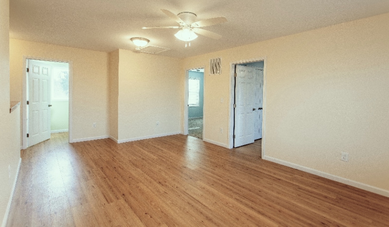 Building Photo - 4487 Straight Arrow Rd