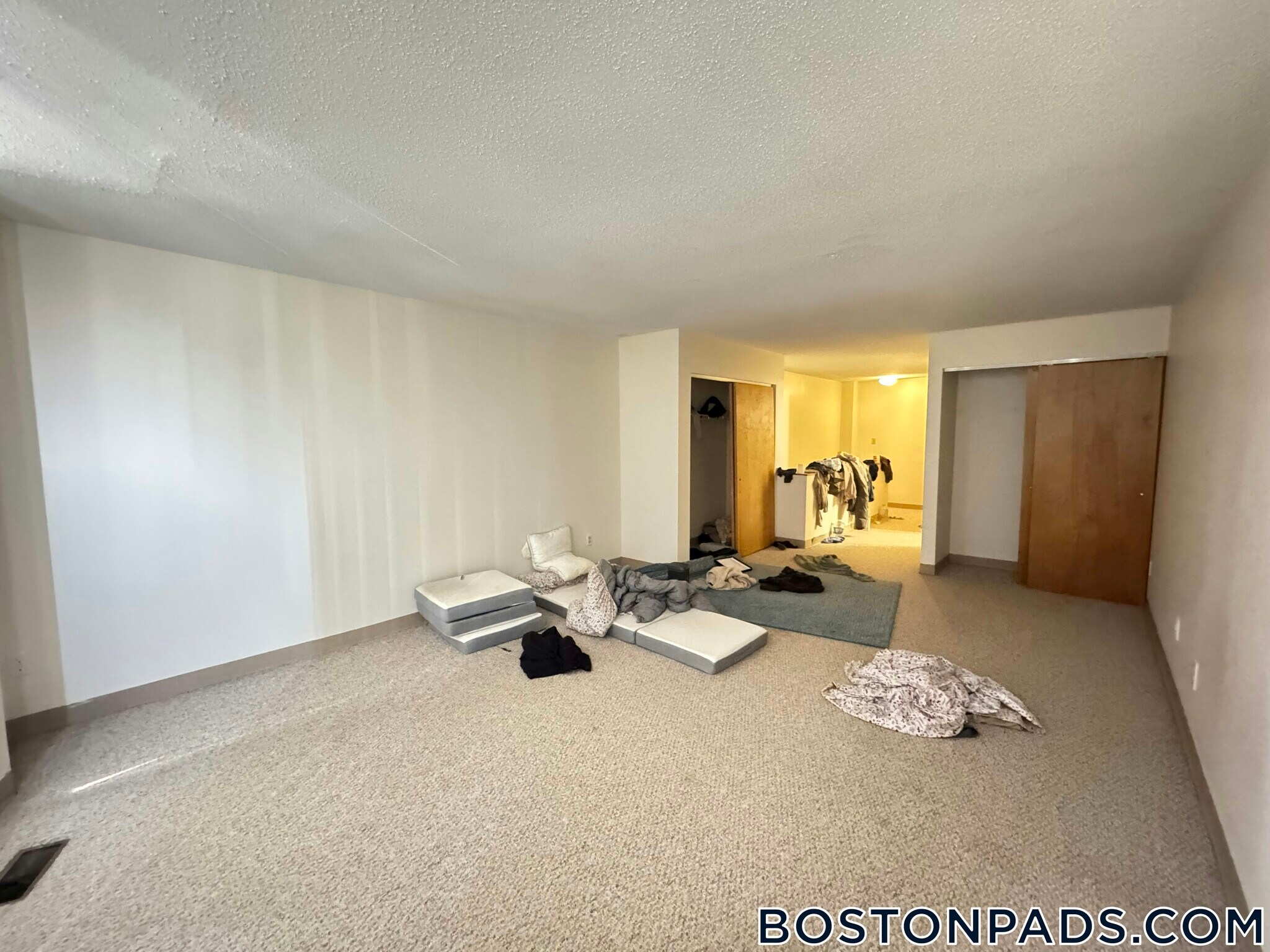 Building Photo - 1078 Boylston St