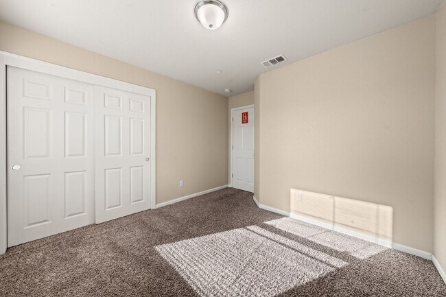 Building Photo - 461 Ashwick Loop