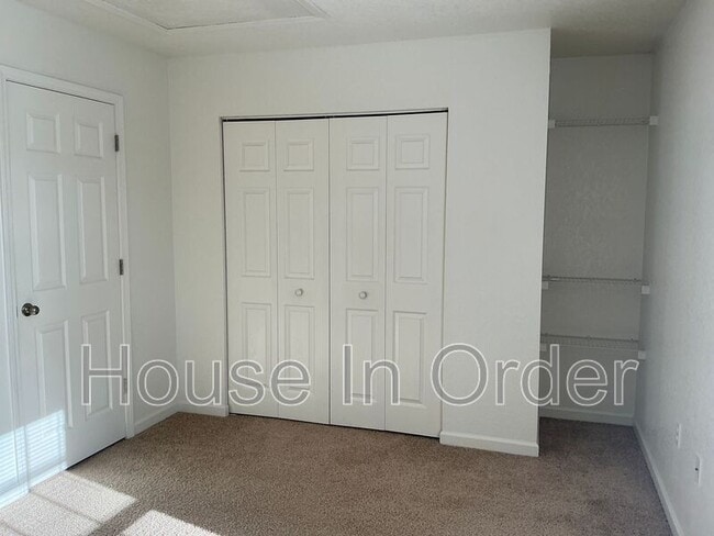 Building Photo - 11 Rathfarnham Rd