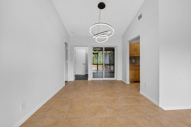 Building Photo - 4135 Bay Laurel Way