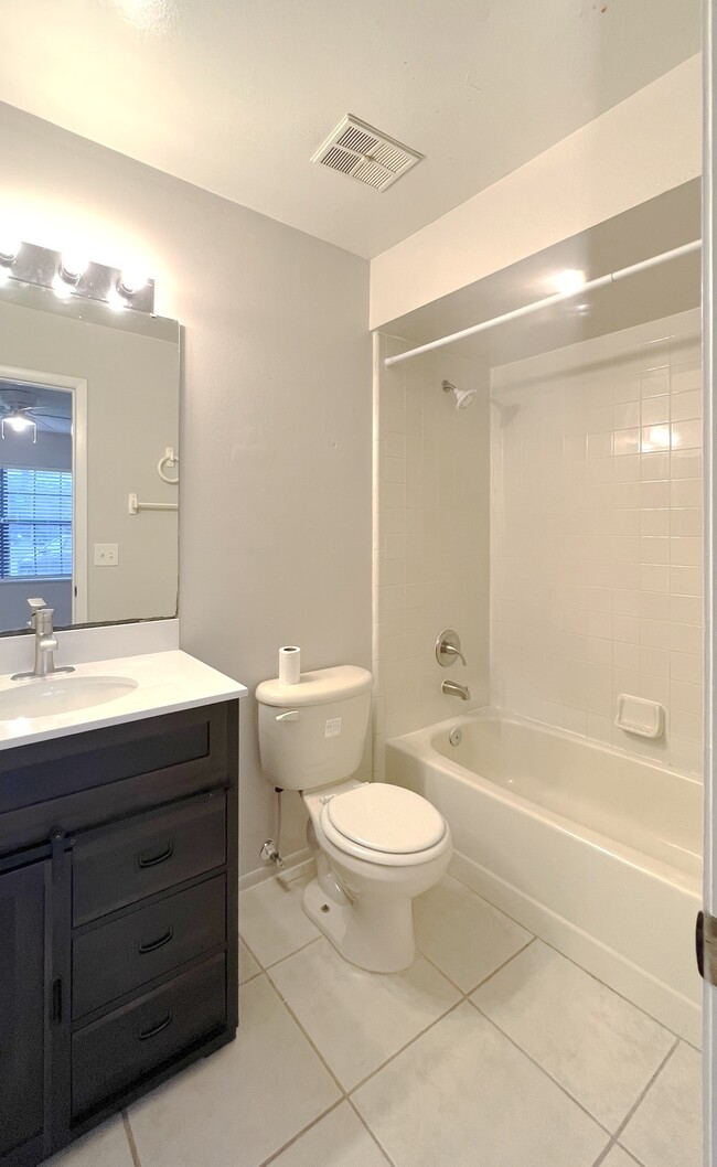 Building Photo - 11640 Anjali Ct