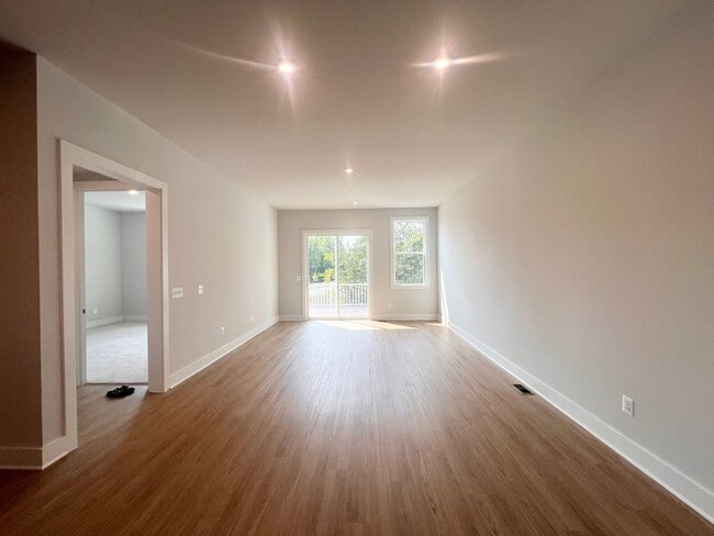 Building Photo - 1606 Koch Ct