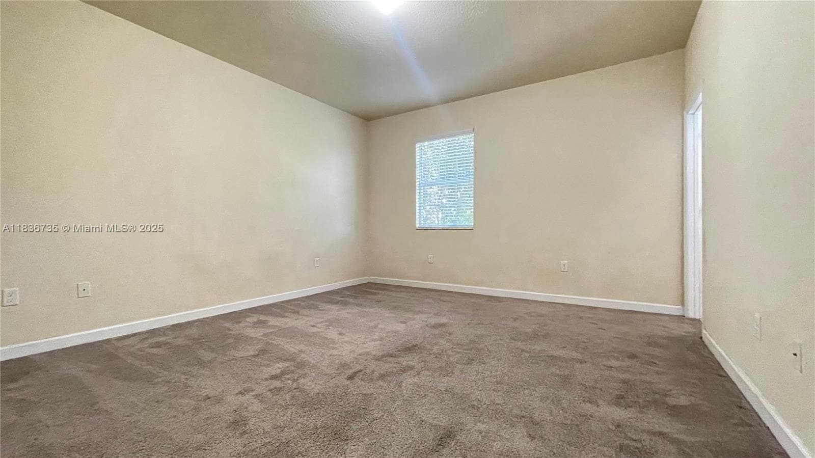 Building Photo - 17090 SW 95th Ter