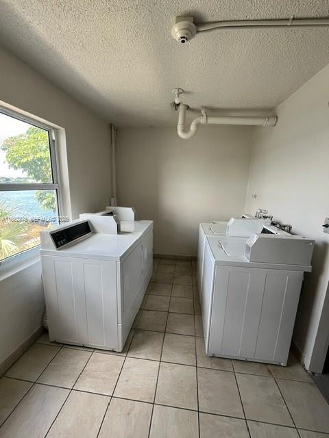 Building Photo - 1175 Miami Gardens Dr