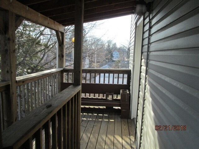 Building Photo - 53 Pearl St