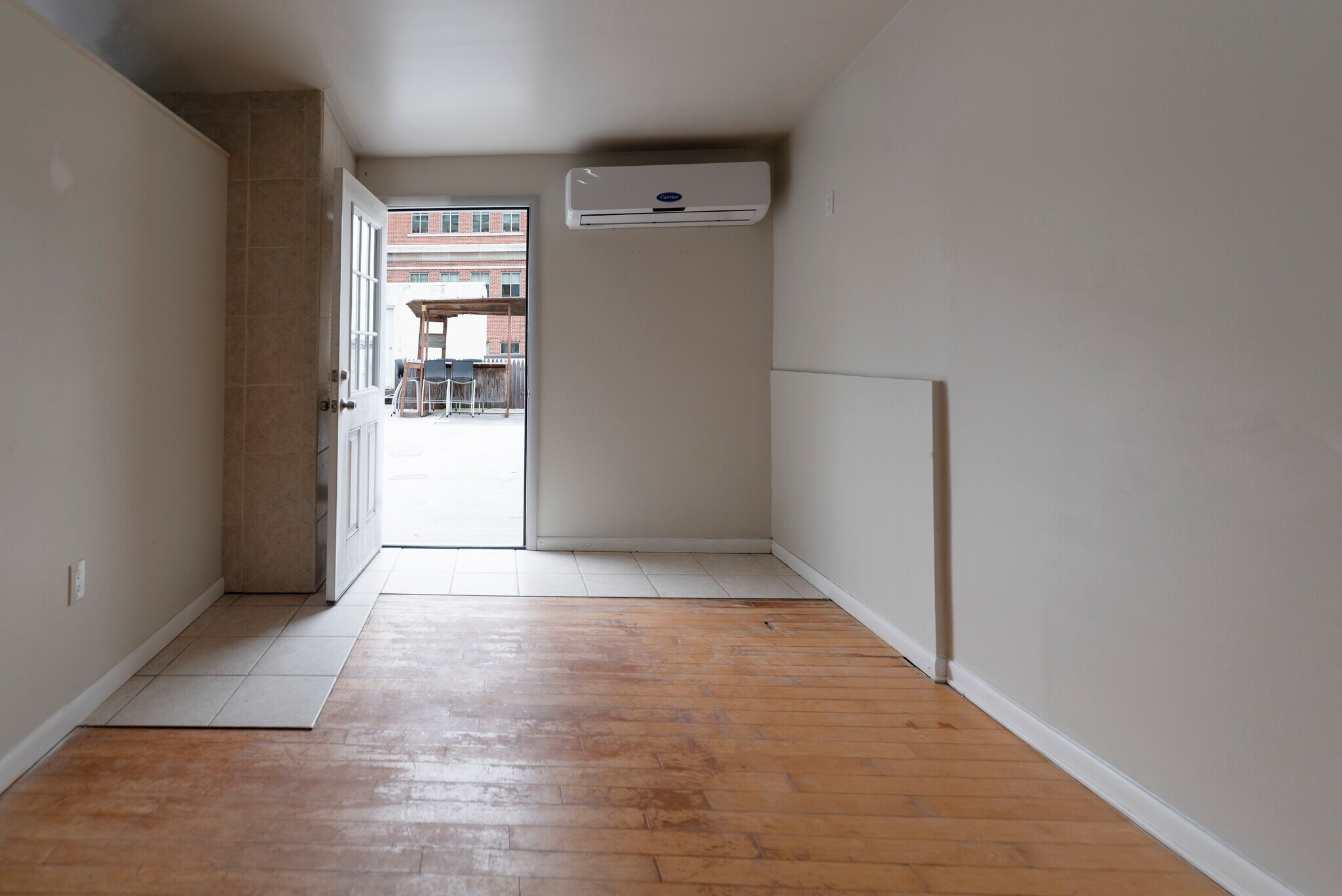 Building Photo - 18 N New St