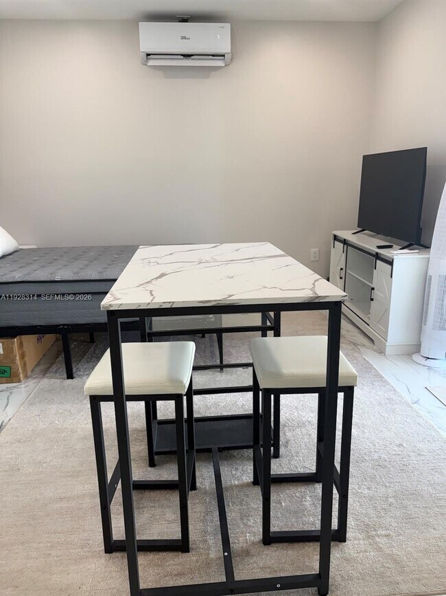 Building Photo - 3360 SW 24th Ter