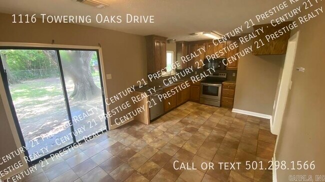 Building Photo - 1116 Towering Oaks Dr