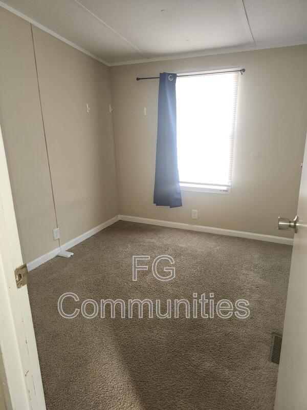 Building Photo - 1021 Crystal Blvd