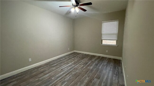 Building Photo - 6201 Morganite Ln