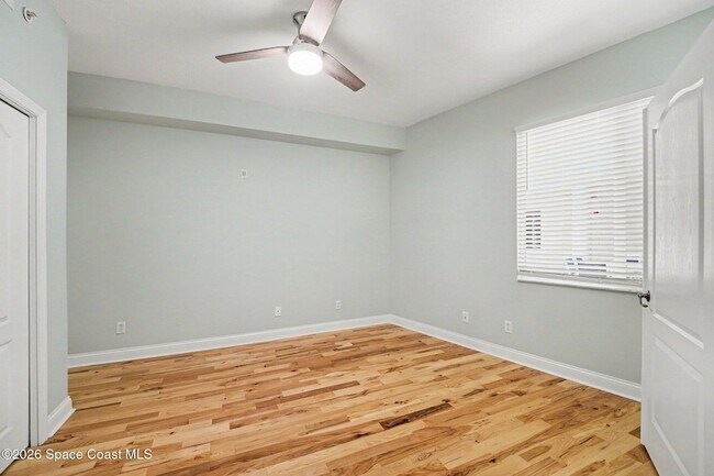 Building Photo - 601 N Miramar Ave