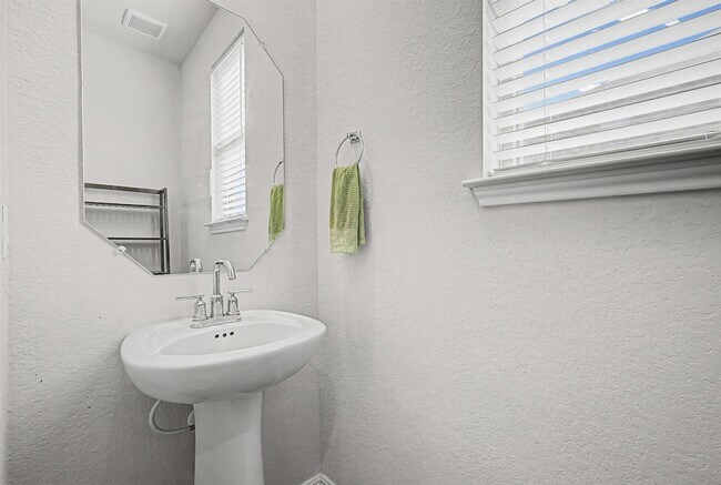 Building Photo - 5404 Bellissima Way