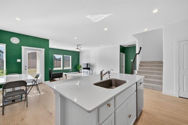 Building Photo - 30611 Castle Cove Dr