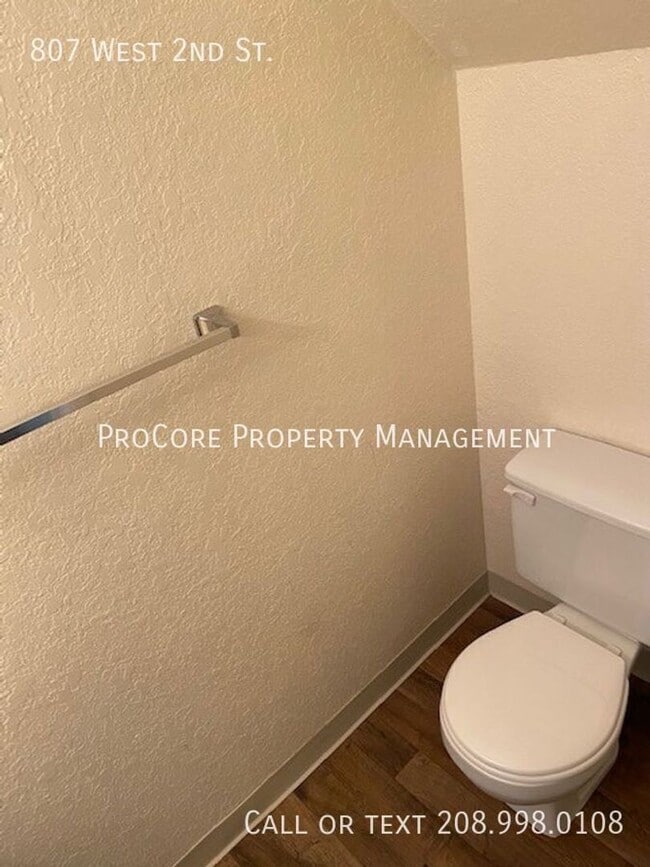 Building Photo - 2-Bed Home in Desirable Meridian.. with Sm...