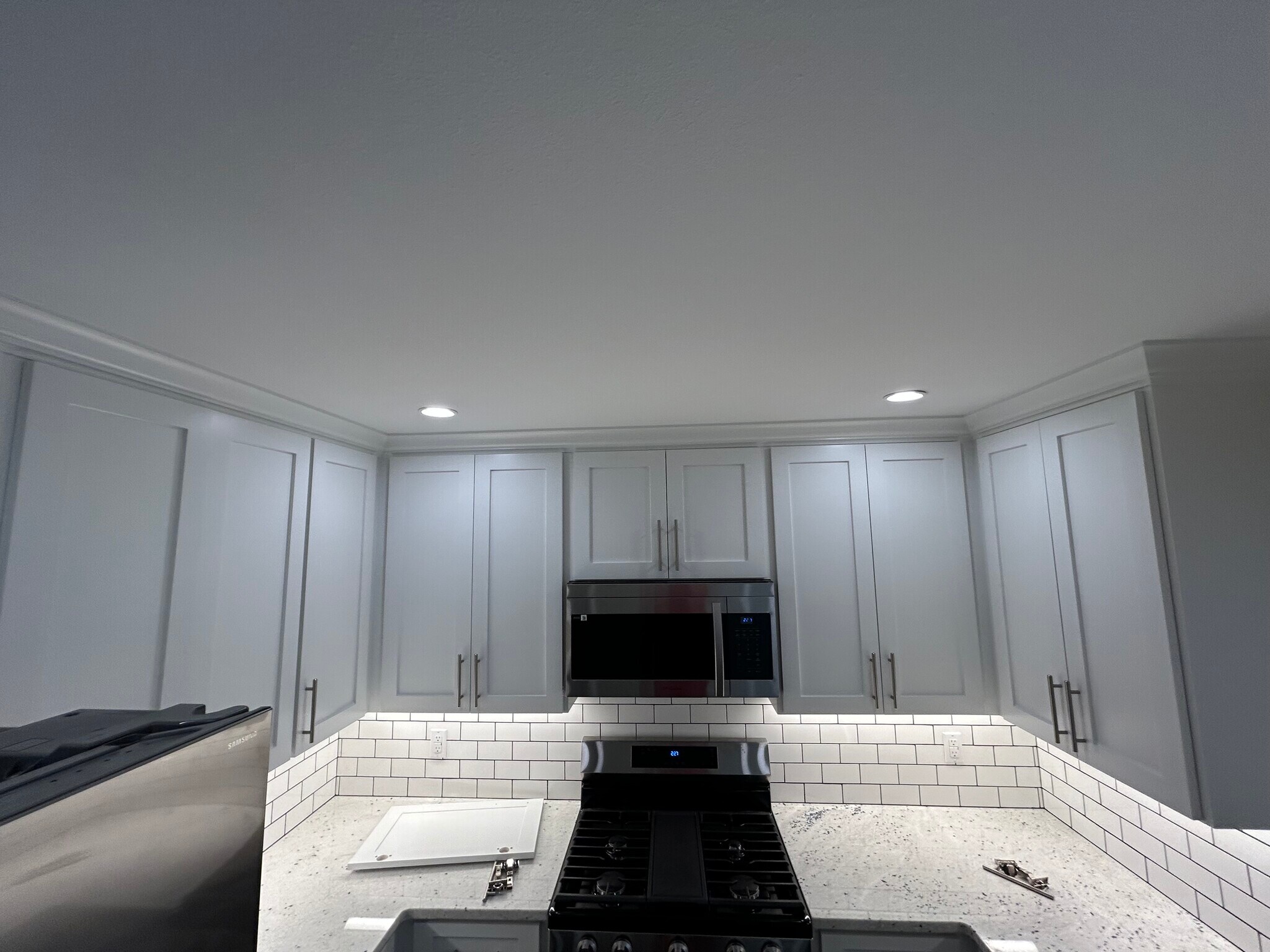 Kitchen Cabinets/Microwave - 1802 Alden Ln