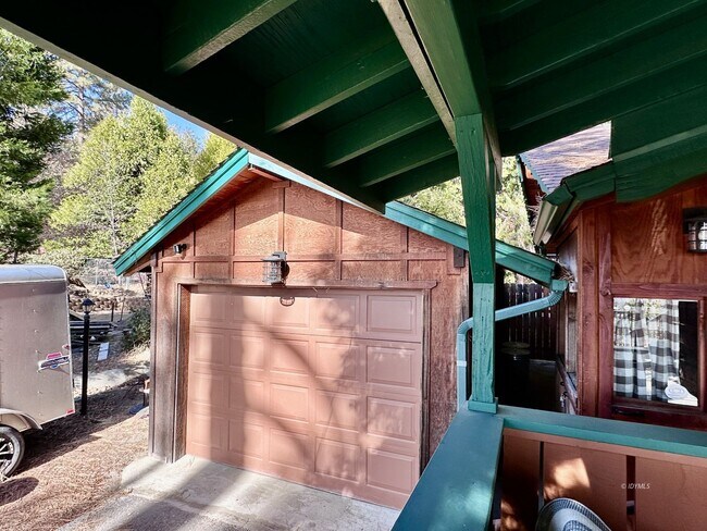 Building Photo - 2 Bedroom Home for Rent