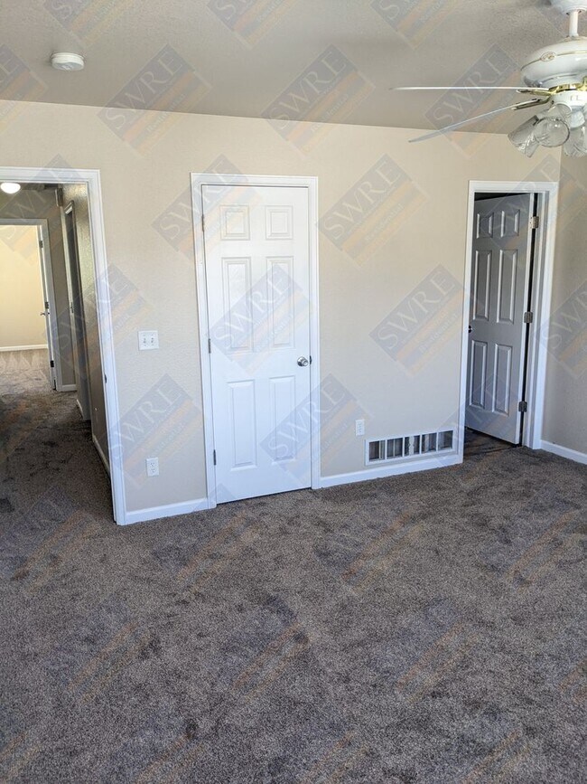 Building Photo - Available Now! Call 307.219.4881 to schedu...