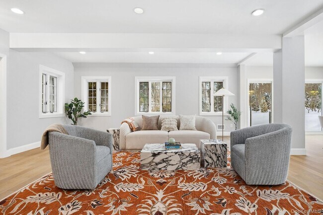 Building Photo - 2 Wynmor Rd