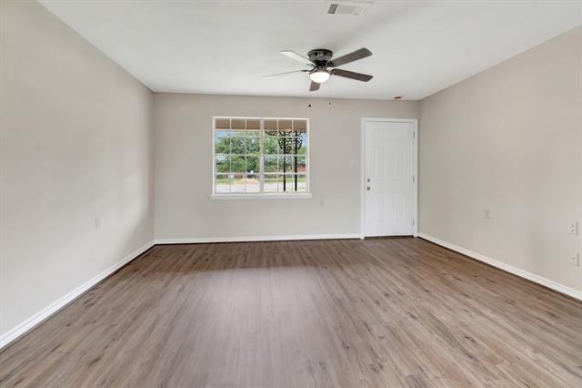 Building Photo - 1490 Reynolds Rd