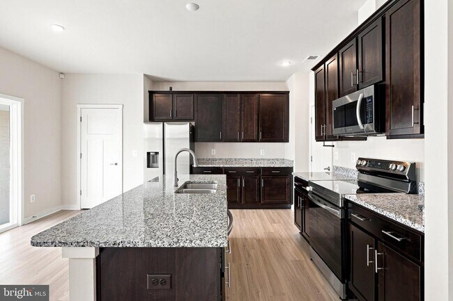 Building Photo - 89 Ramshorn Rd
