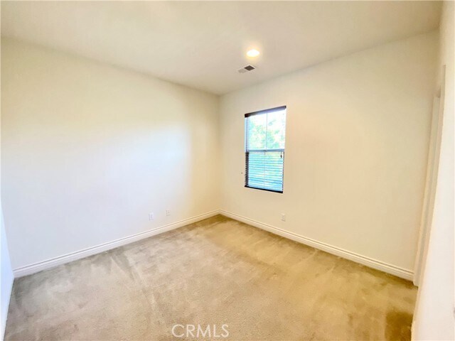 Building Photo - 124 Coyote Brush