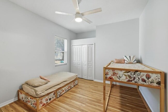 Building Photo - 8210 Prairie Ridge Way