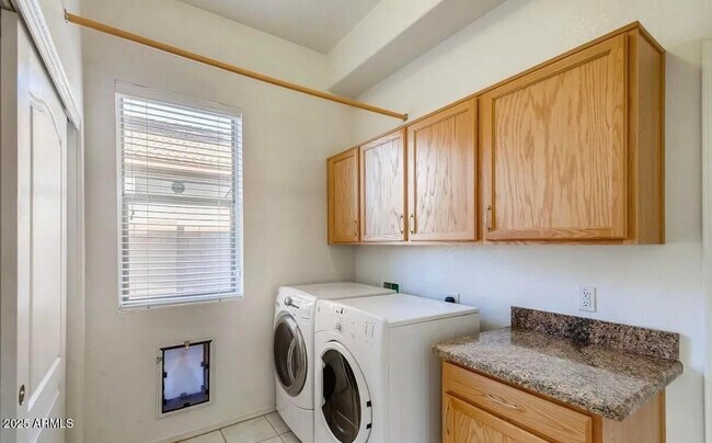 Building Photo - 17640 N 17th St