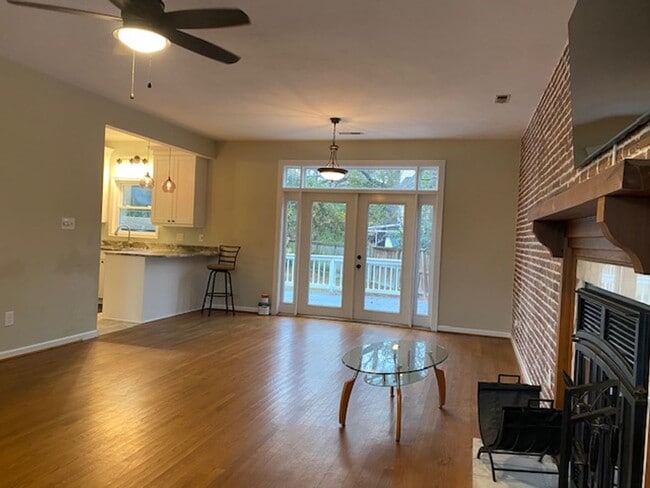 Building Photo - Chesapeake Beach