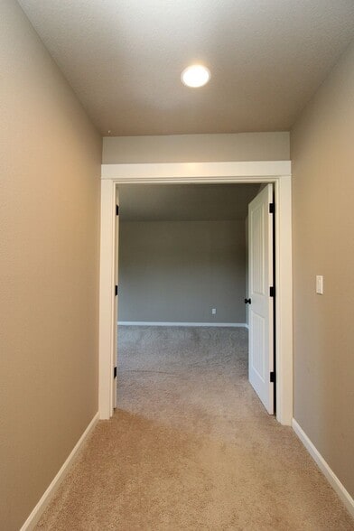 Building Photo - 12654 Pavilion Place